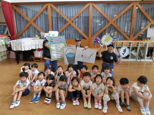 女性消防団の方が来てくれました