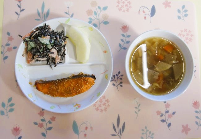 給食