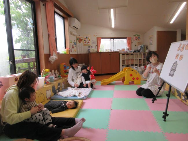 園庭であそぼう